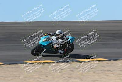 media/Nov-06-2023-Moto Forza (Mon) [[ce023d0744]]/2-Advanced Group/Session 2 (Bowl Speed Pans)/